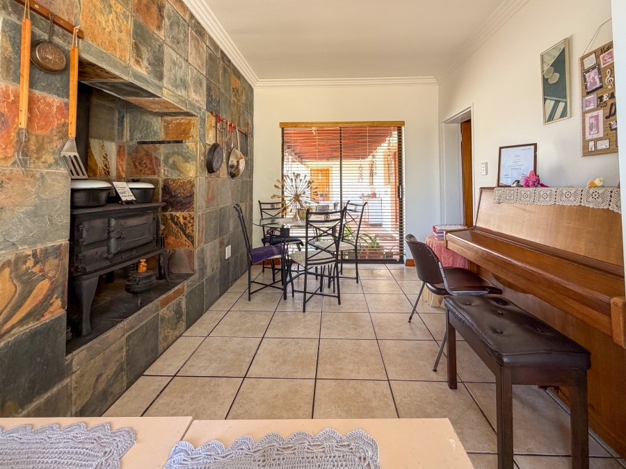 3 Bedroom Property for Sale in Country Club Western Cape